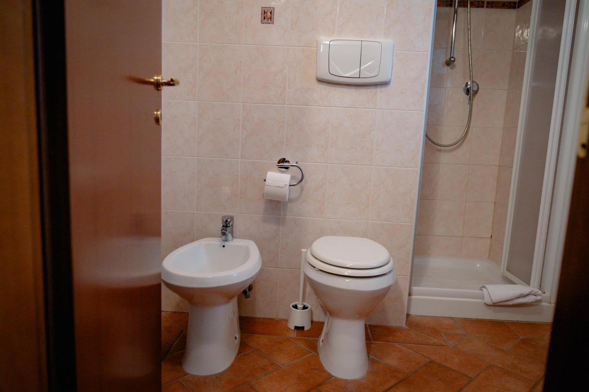 L'Antico Gabbiano B&B Сан-Кашиано-ин-Валь-ди-Пеза Экстерьер фото