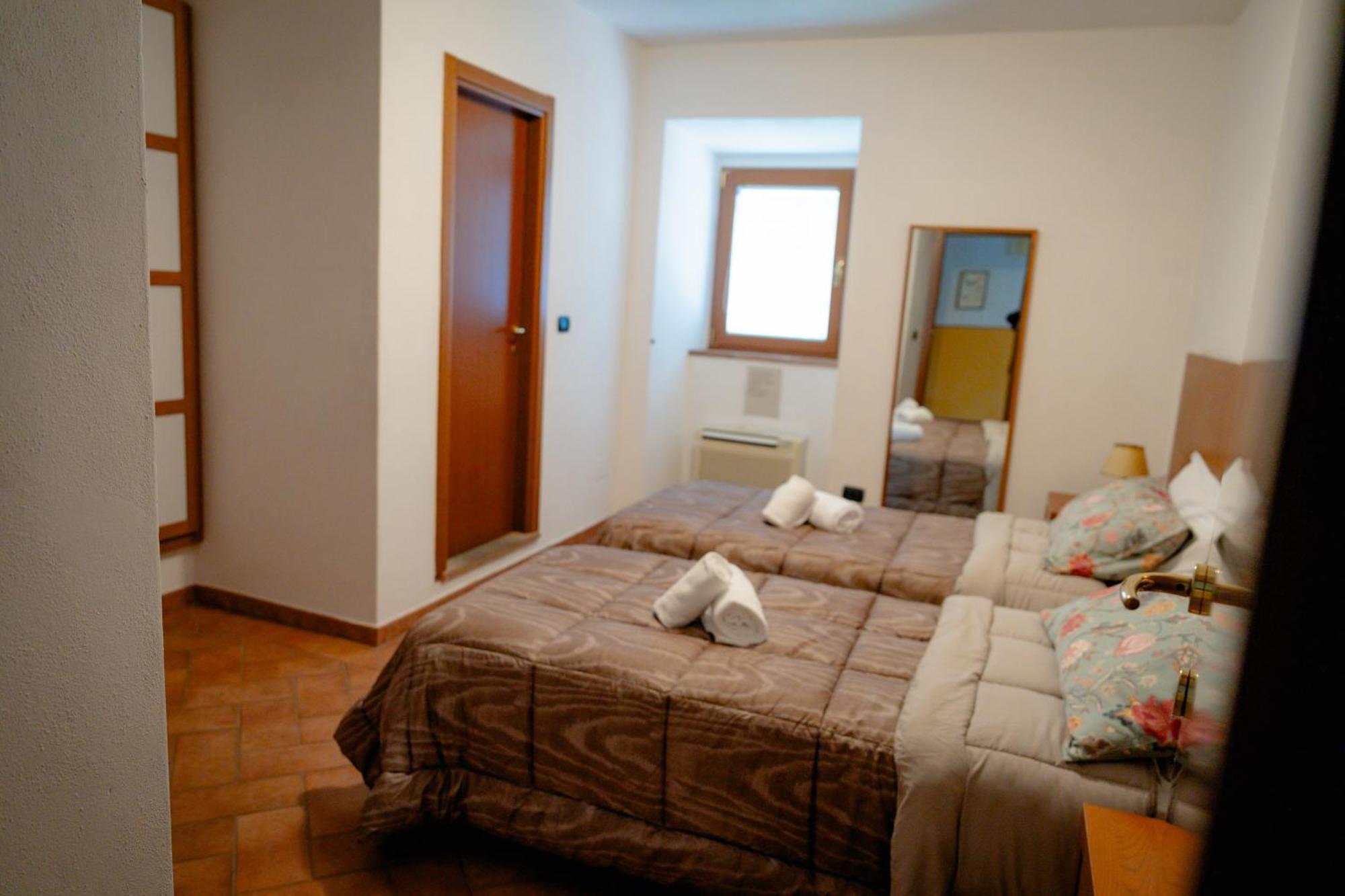 L'Antico Gabbiano B&B Сан-Кашиано-ин-Валь-ди-Пеза Экстерьер фото