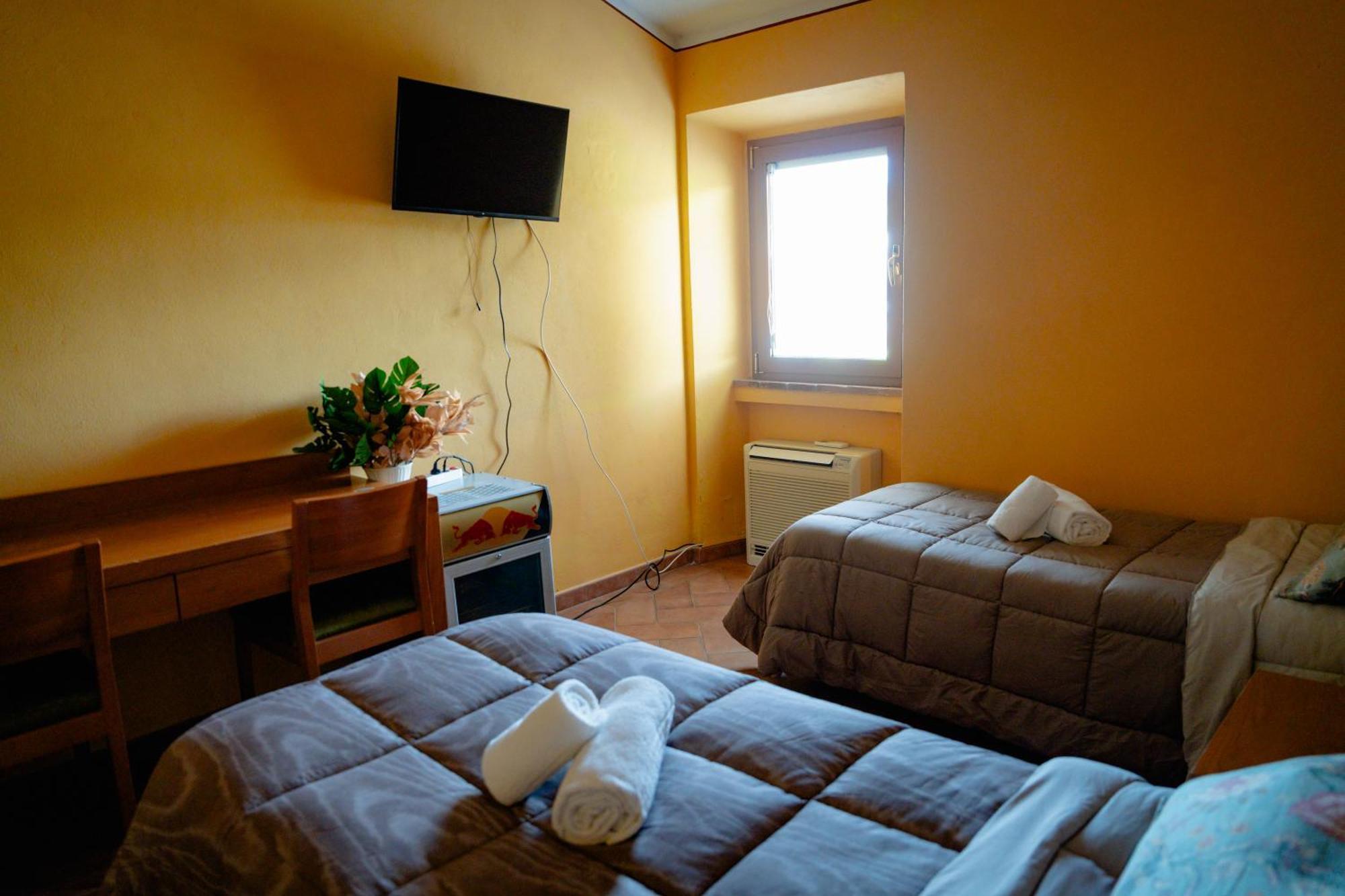 L'Antico Gabbiano B&B Сан-Кашиано-ин-Валь-ди-Пеза Экстерьер фото