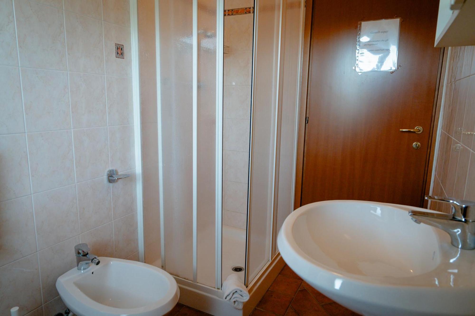 L'Antico Gabbiano B&B Сан-Кашиано-ин-Валь-ди-Пеза Экстерьер фото