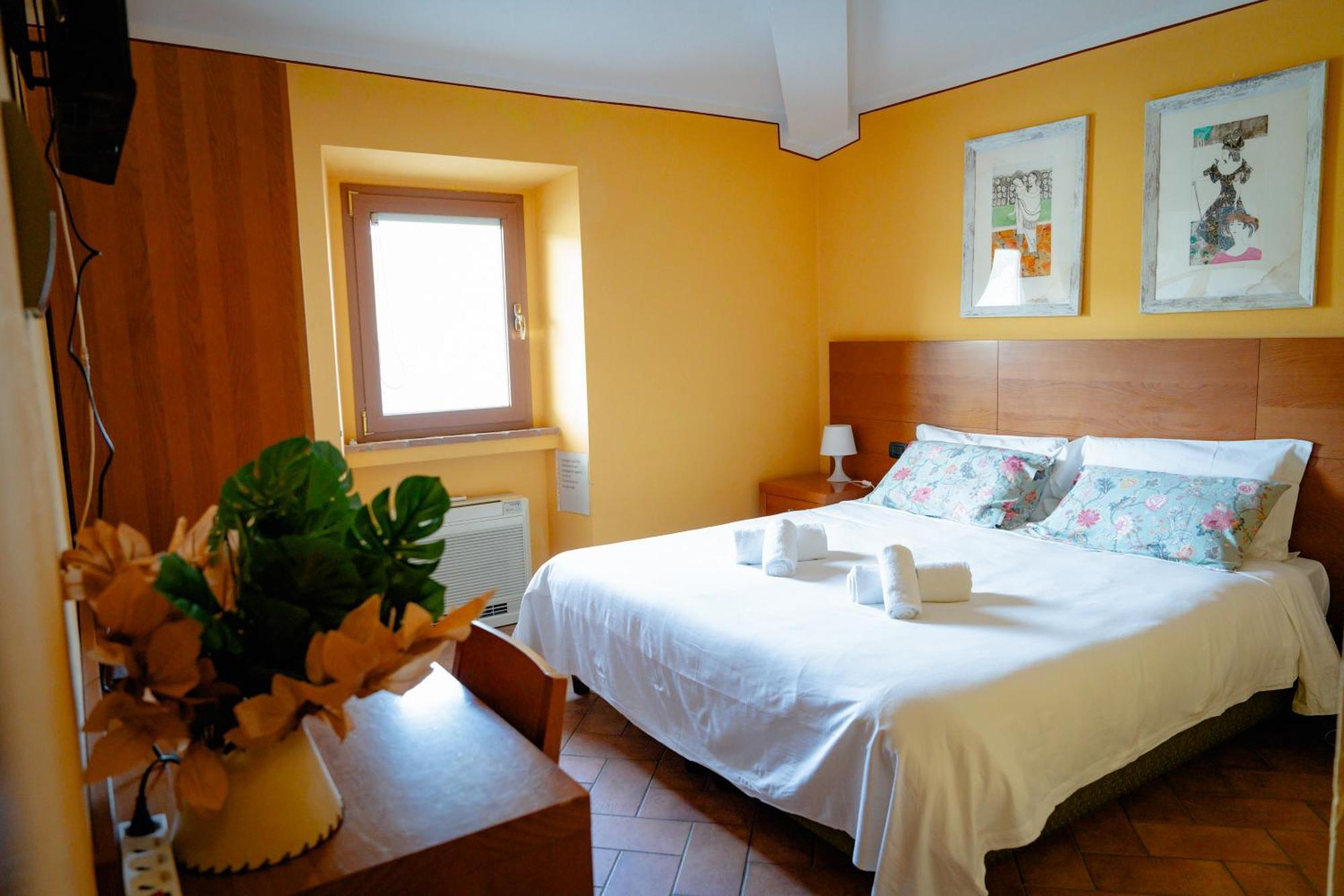 L'Antico Gabbiano B&B Сан-Кашиано-ин-Валь-ди-Пеза Экстерьер фото