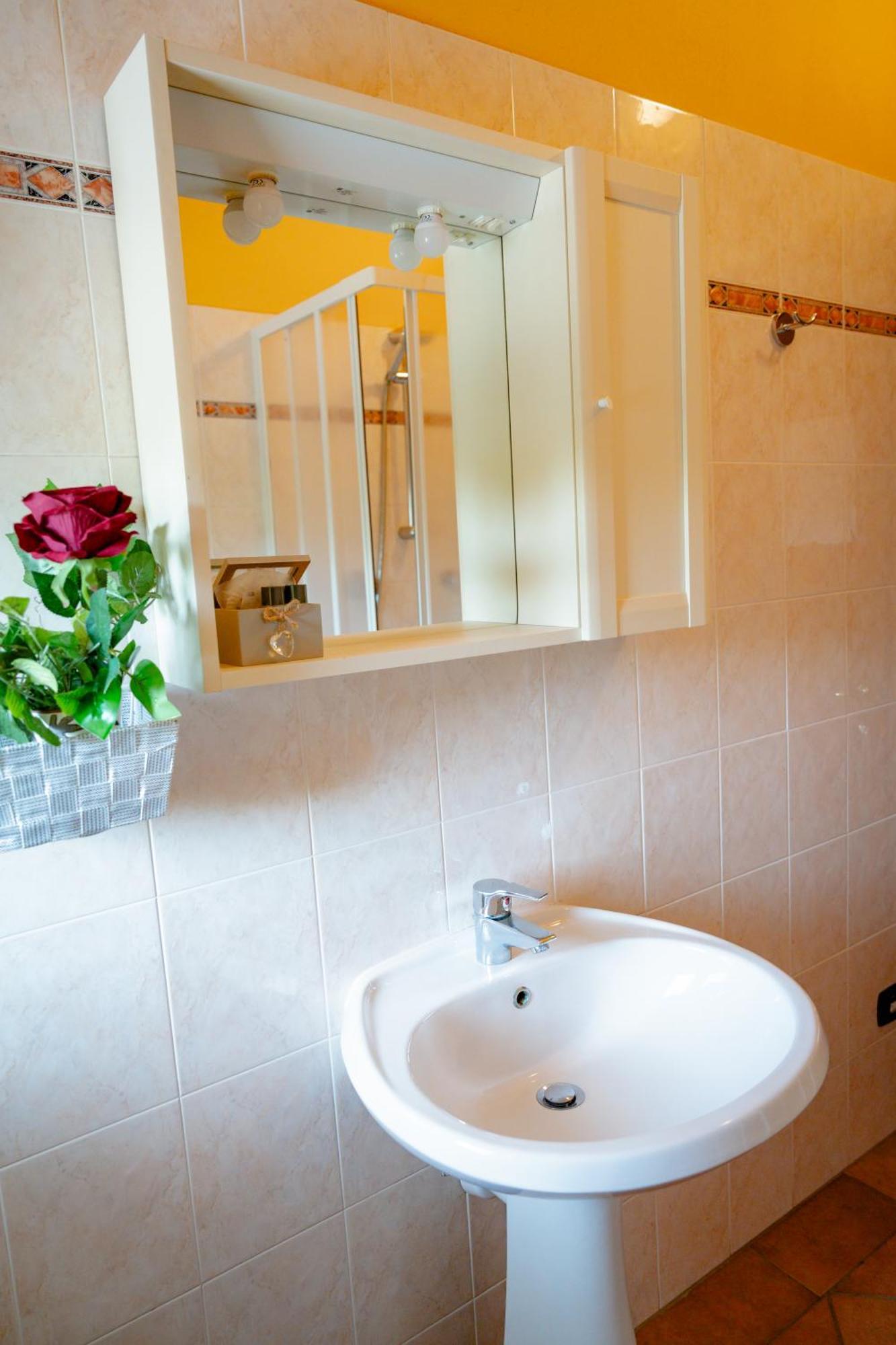L'Antico Gabbiano B&B Сан-Кашиано-ин-Валь-ди-Пеза Экстерьер фото