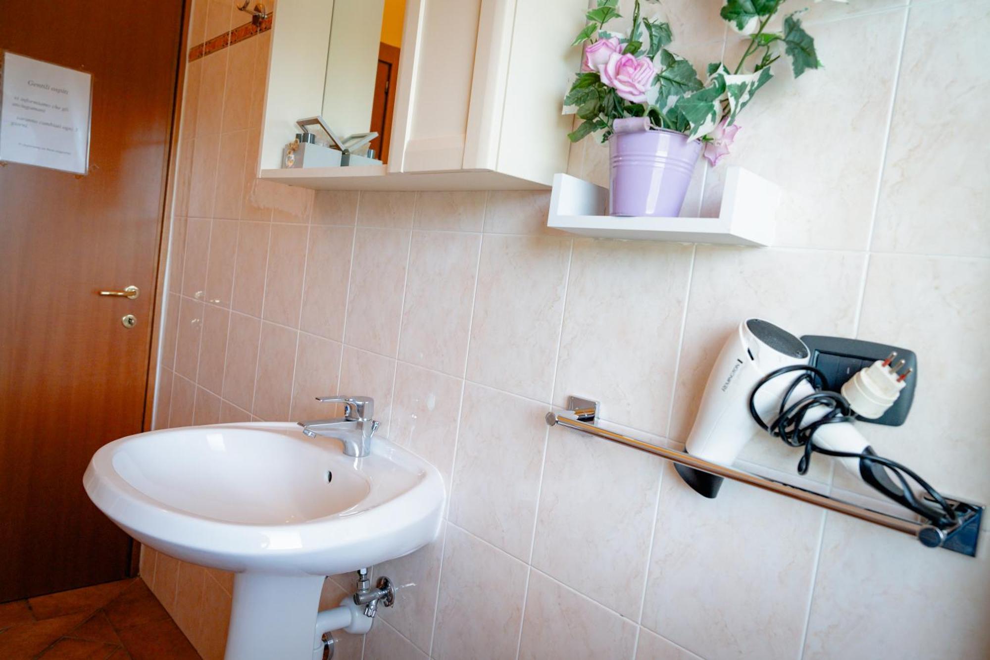 L'Antico Gabbiano B&B Сан-Кашиано-ин-Валь-ди-Пеза Экстерьер фото